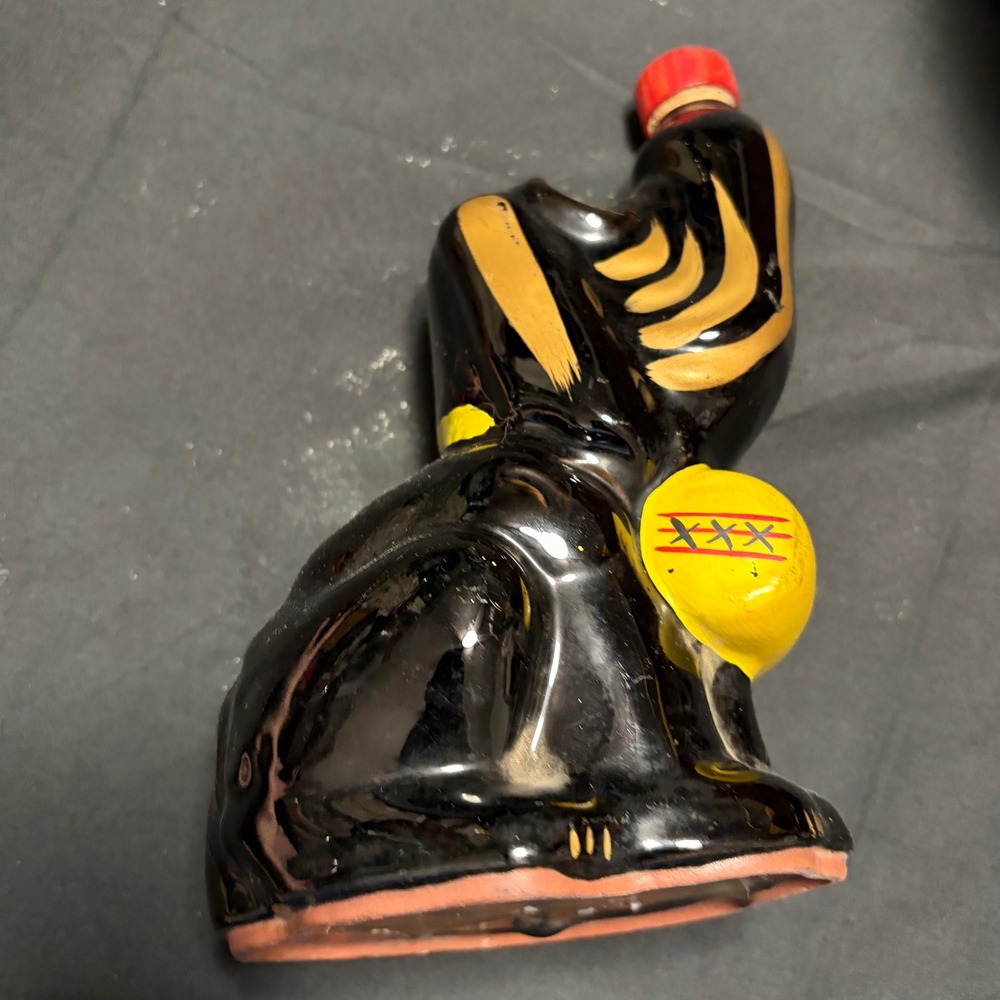 Vintage 1958 Booze Hound Ceramic Liquor Decanter L & L Party Favors Original